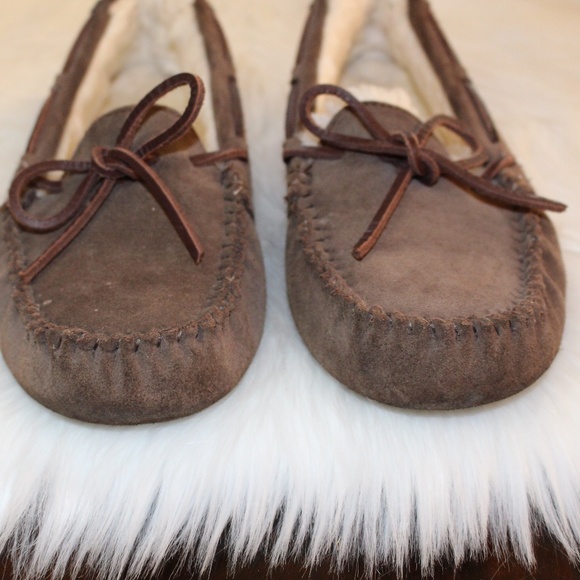 UGG, Dakota slippers moccasin - Picture 3 of 9
